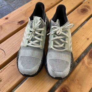 Adidas Ultraboost Size 11 (Men)